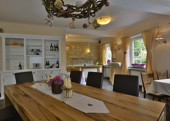 Hotel Waldhotel Im Wiesengrund 3*